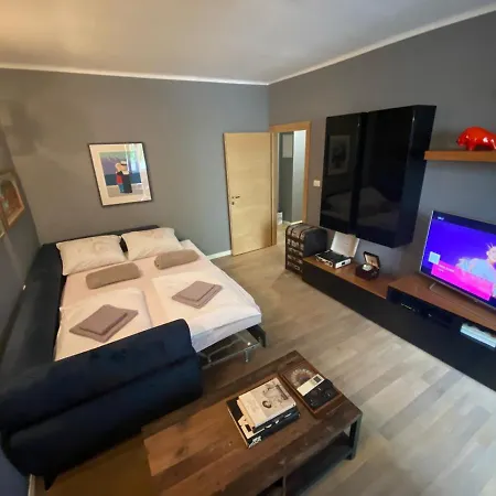Toro Apartment