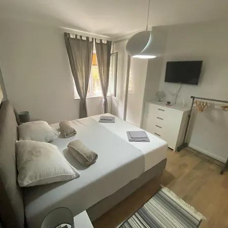 Toro Apartment *